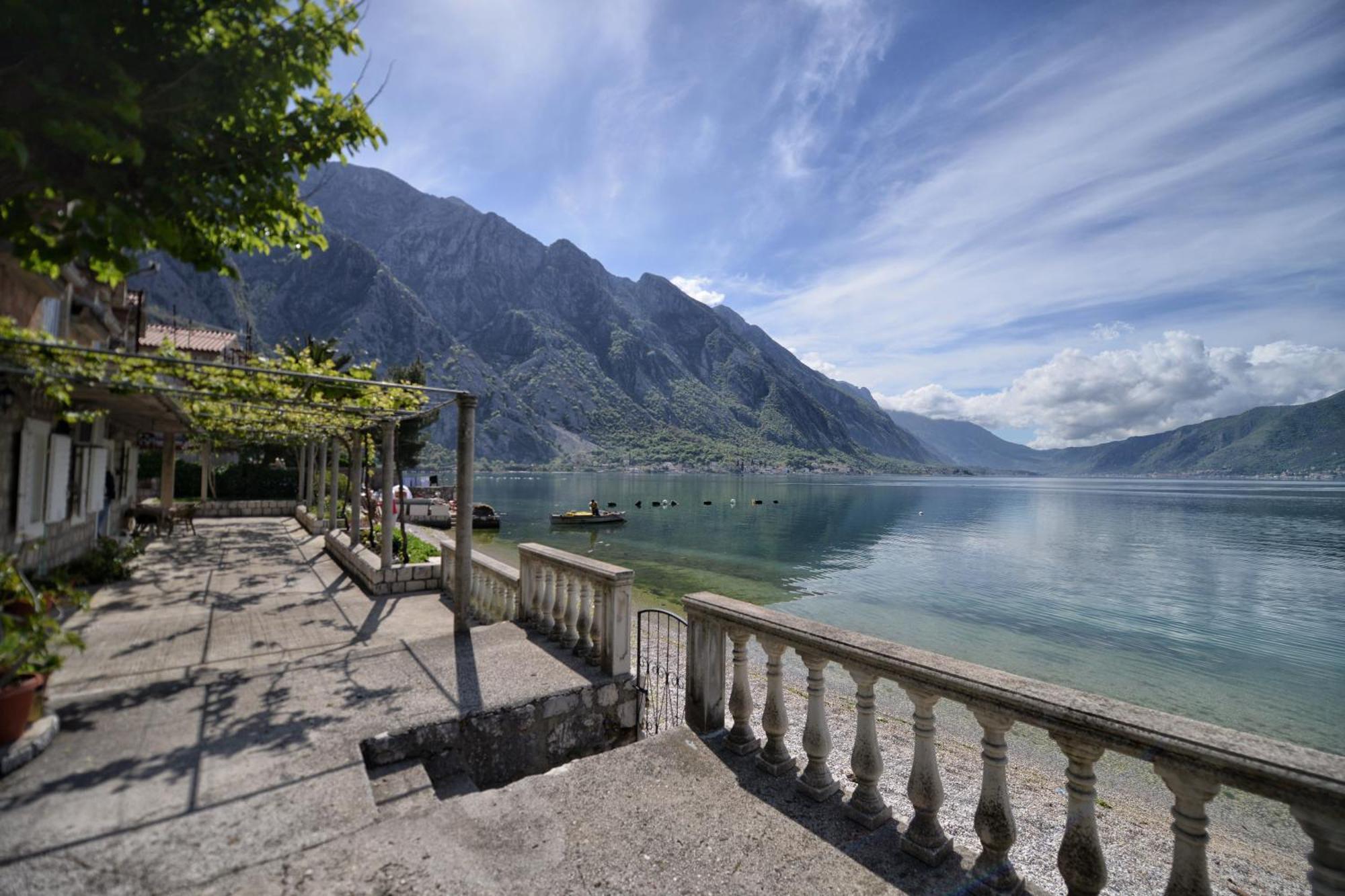 Apartments Goran Kotor Exterior photo